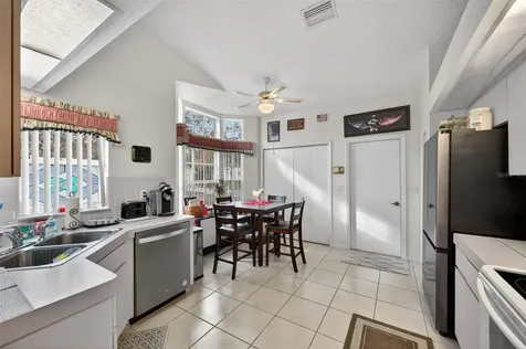 9288 New Orleans Drive Weeki Wachee FL 34613