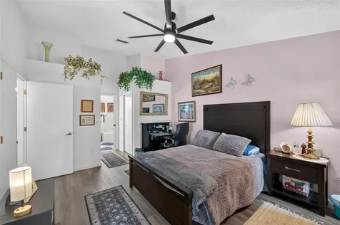 9288 New Orleans Drive Weeki Wachee FL 34613