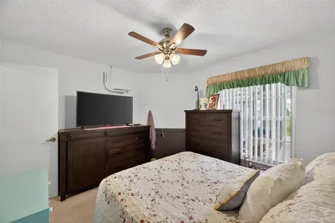9288 New Orleans Drive Weeki Wachee FL 34613