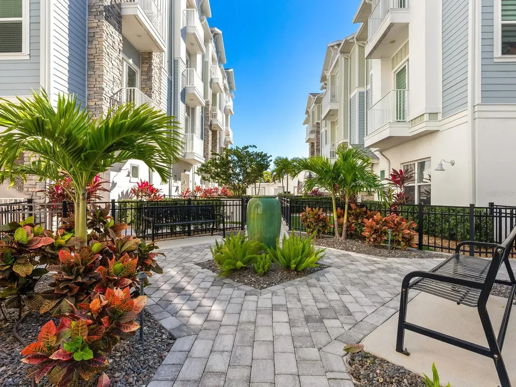 508 Laurel Park Drive Sarasota FL 34236
