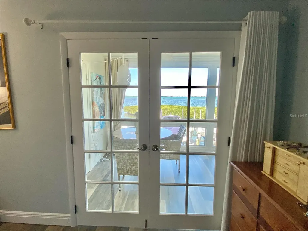 4960 Gulf Of Mexico Drive Longboat Key FL 34228
