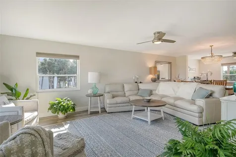 4960 Gulf Of Mexico Drive Longboat Key FL 34228