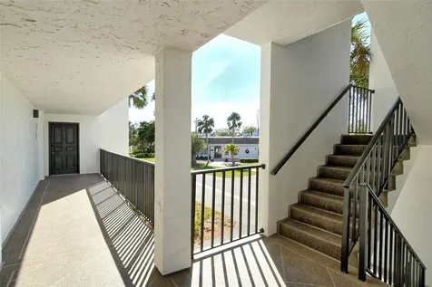 4960 Gulf Of Mexico Drive Longboat Key FL 34228