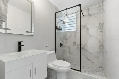 91 - E Calle Kennedy Dorado PR 00646