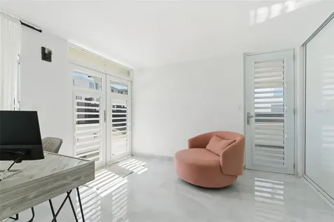 91 - E Calle Kennedy Dorado PR 00646