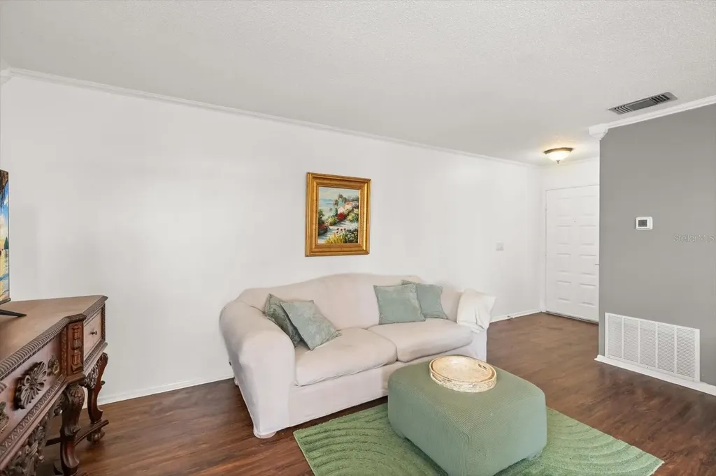 337 Kirkcaldy Drive Winter Springs FL 32708