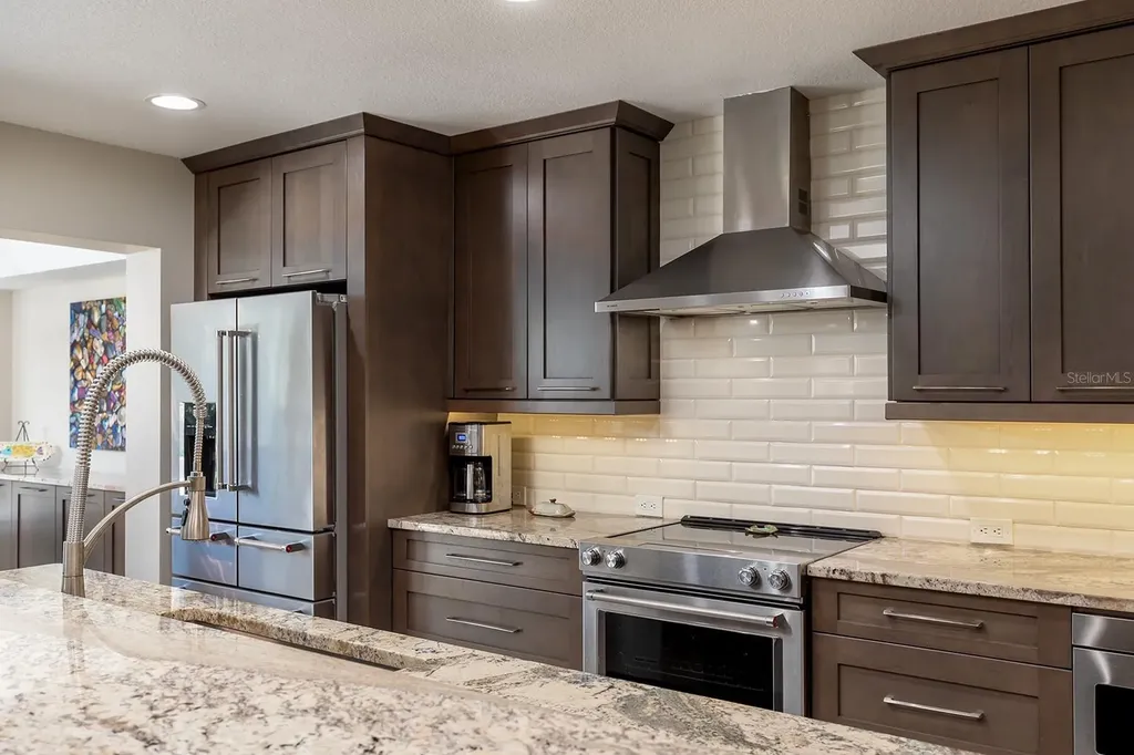 195 W Spring Lake Drive Altamonte Springs FL 32714