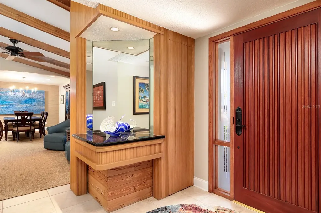 195 W Spring Lake Drive Altamonte Springs FL 32714