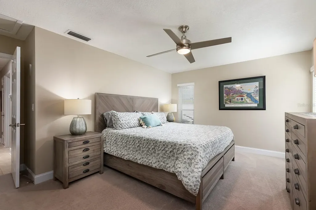 195 W Spring Lake Drive Altamonte Springs FL 32714