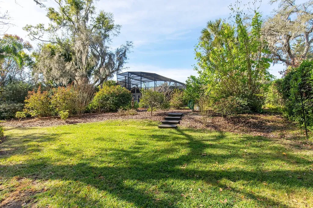 195 W Spring Lake Drive Altamonte Springs FL 32714