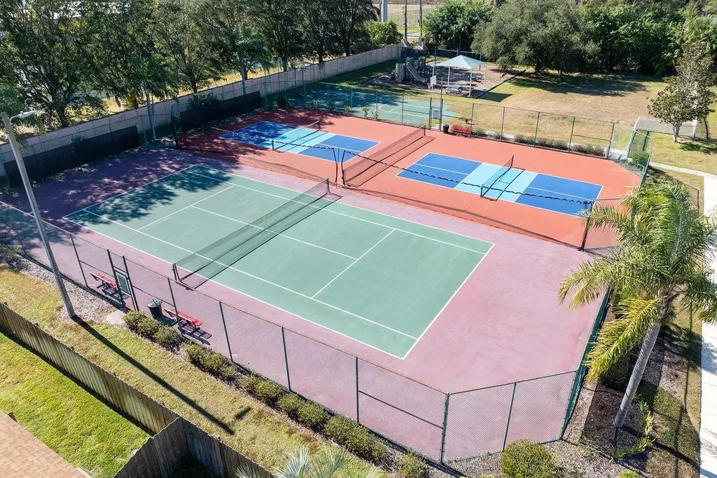 195 W Spring Lake Drive Altamonte Springs FL 32714