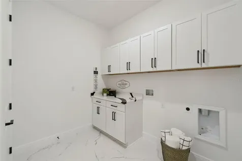 18806 Seaview Street Orlando FL 32833