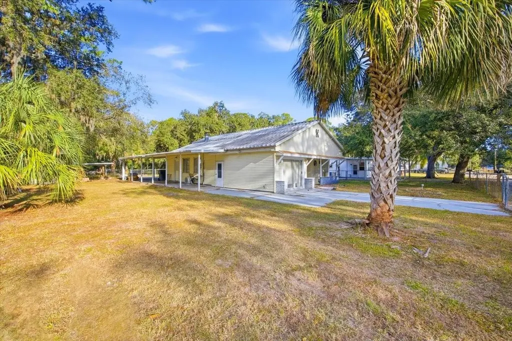 10513 Lynnwood Avenue Lake Wales FL 33898