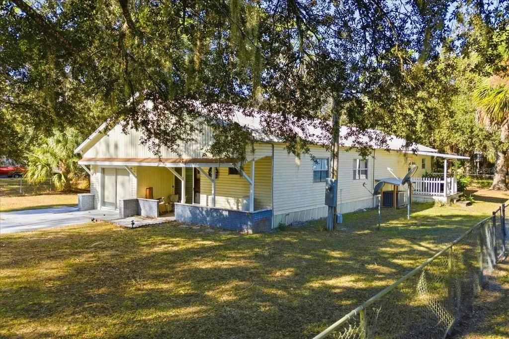 10513 Lynnwood Avenue Lake Wales FL 33898