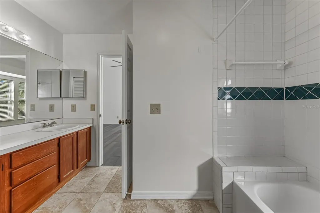 307 S Bungalow Park Avenue Tampa FL 33609