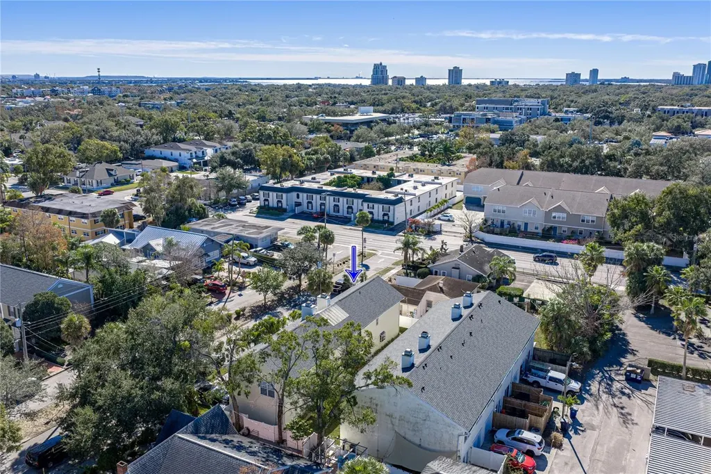 307 S Bungalow Park Avenue Tampa FL 33609