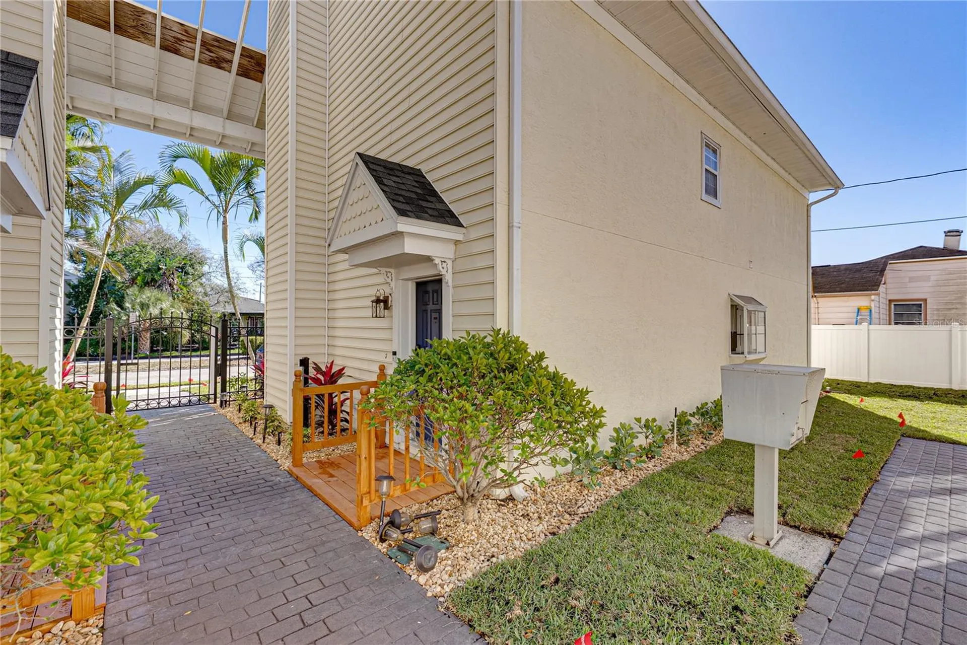 307 S Bungalow Park Avenue Tampa FL 33609