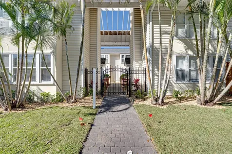 307 S Bungalow Park Avenue Tampa FL 33609