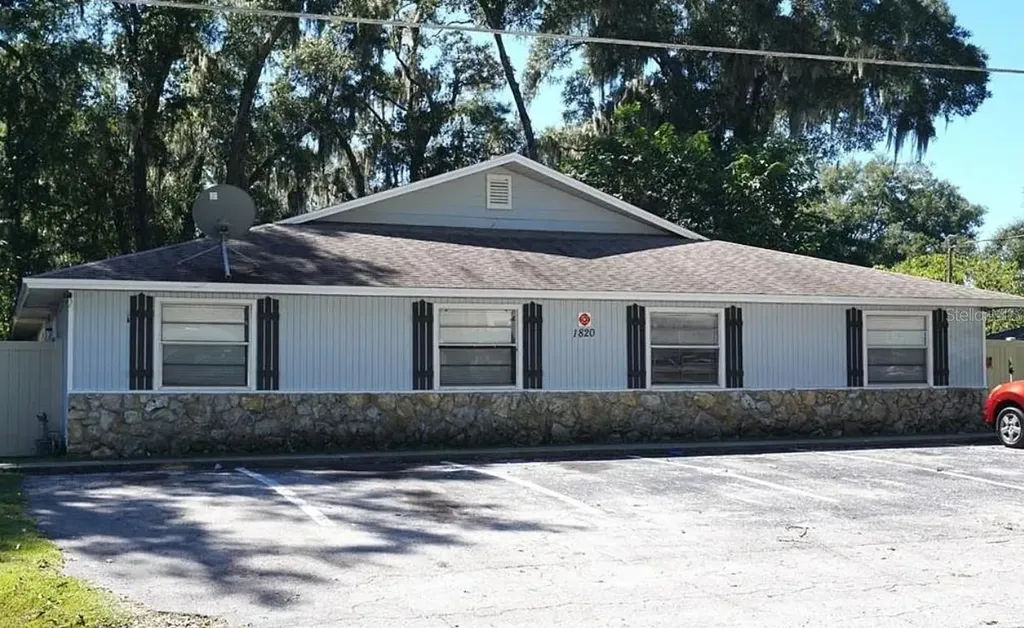 1820 SE 40th Street Road Ocala FL 34480