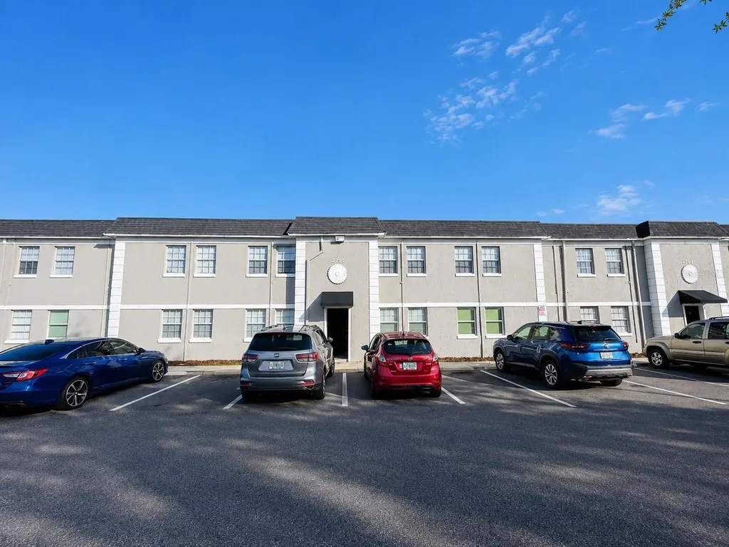 2791 L B Mcleod Road Orlando FL 32805