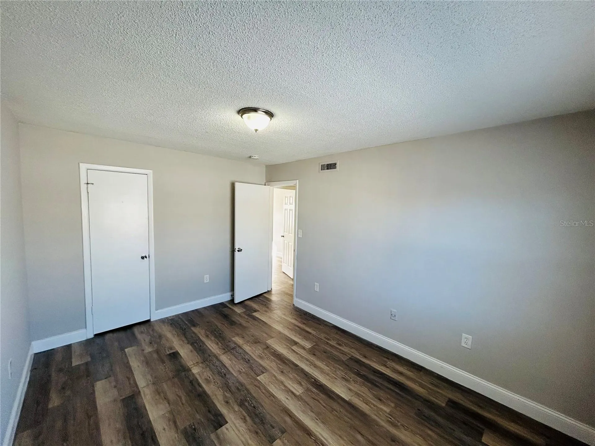 2791 L B Mcleod Road Orlando FL 32805