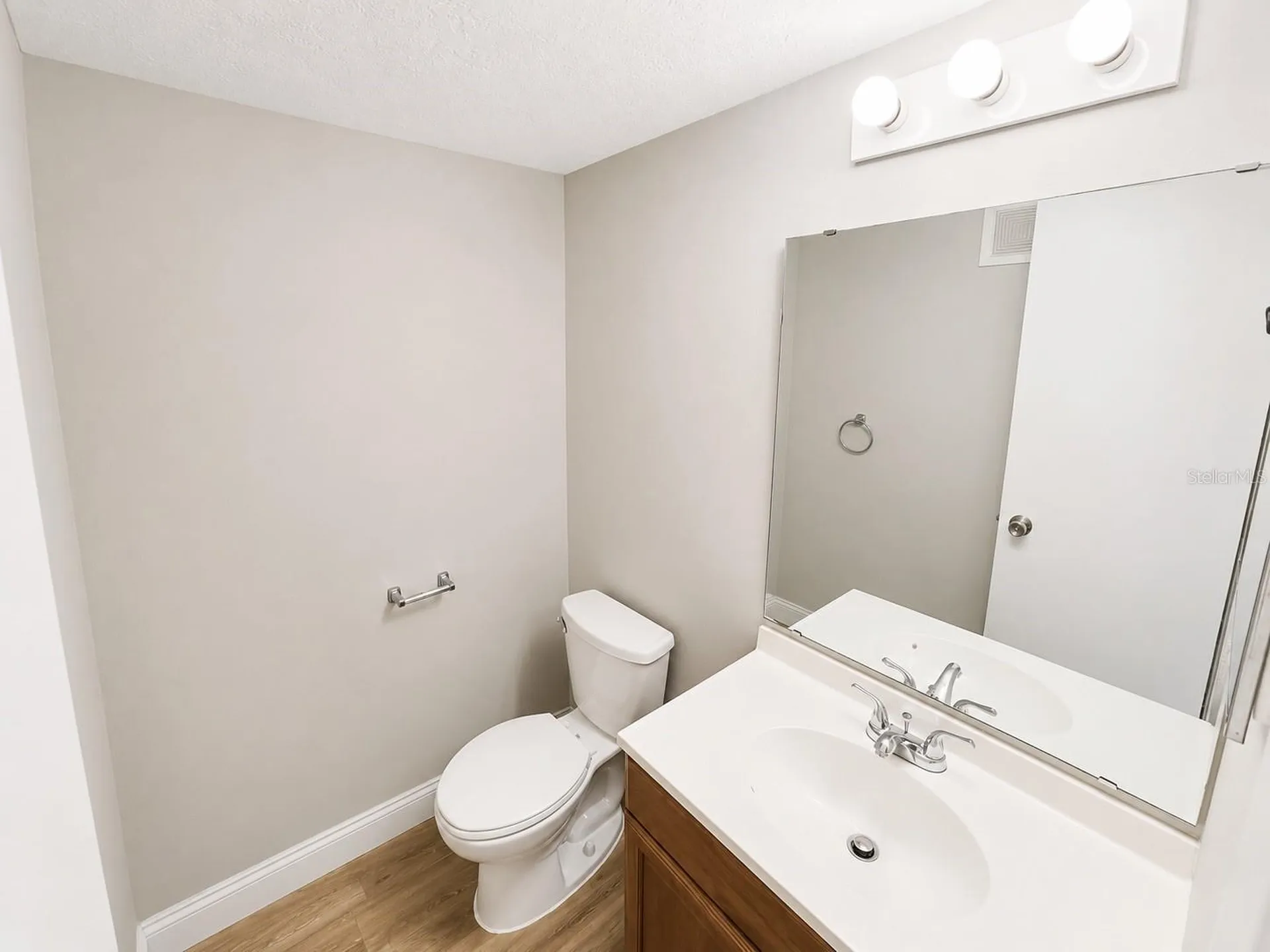 2791 L B Mcleod Road Orlando FL 32805