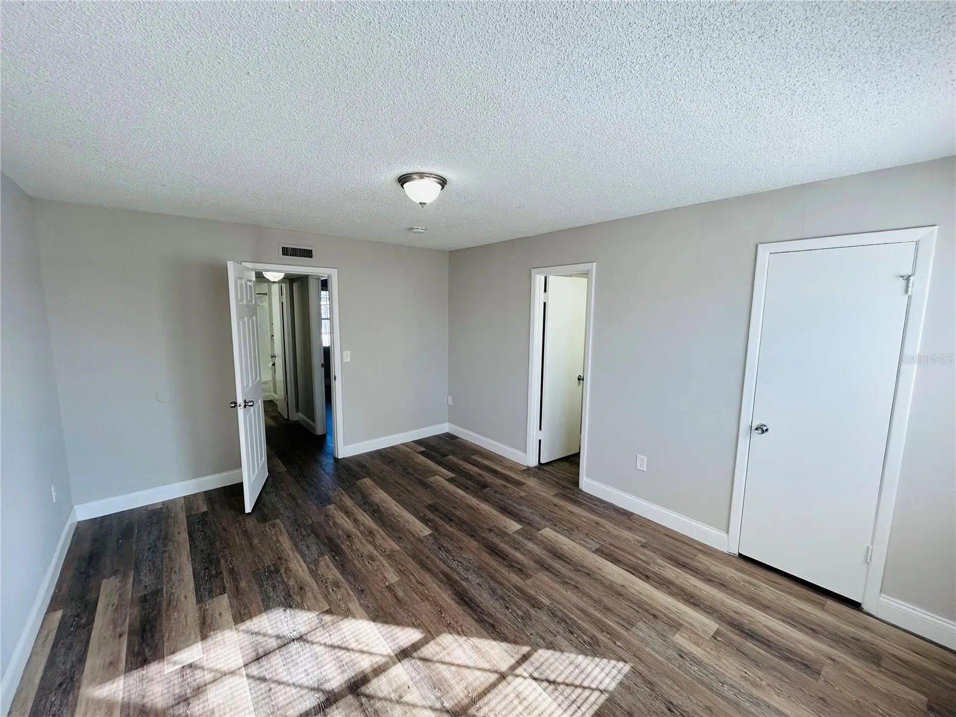 2791 L B Mcleod Road Orlando FL 32805