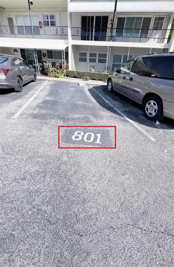 4141 56th Way N Kenneth City FL 33709