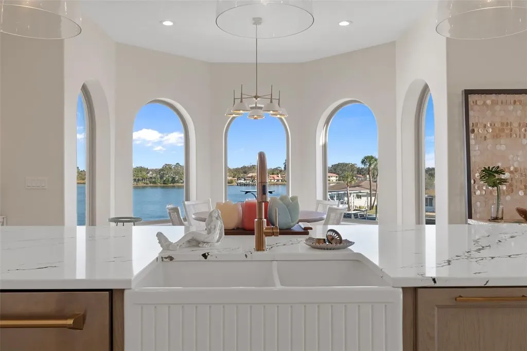 2235 N Kings Cove Point Crystal River FL 34429