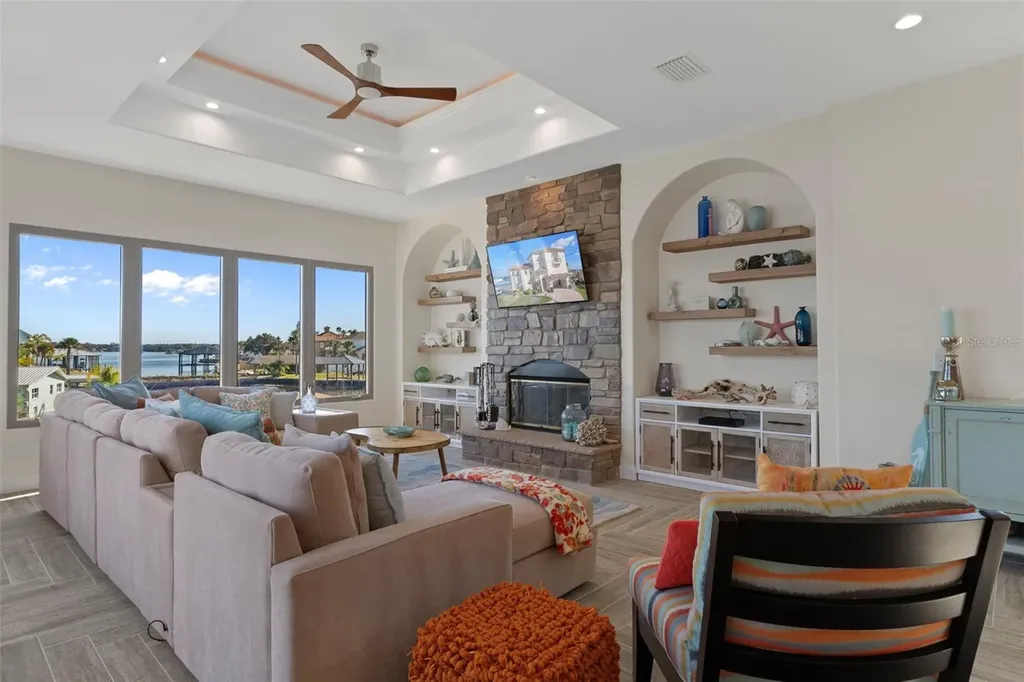 2235 N Kings Cove Point Crystal River FL 34429
