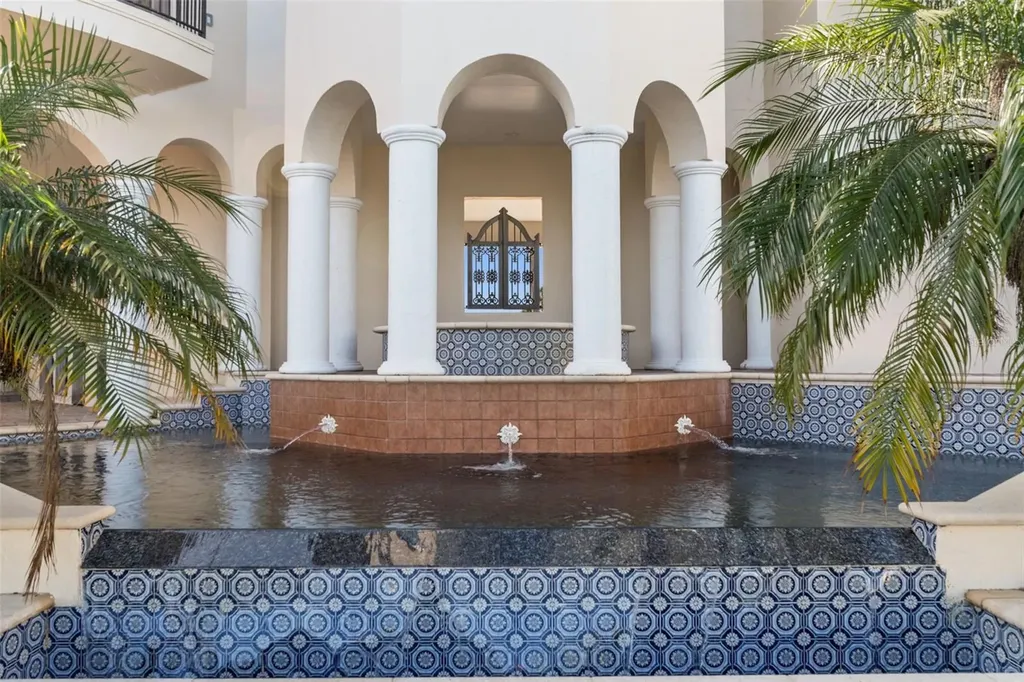 2235 N Kings Cove Point Crystal River FL 34429