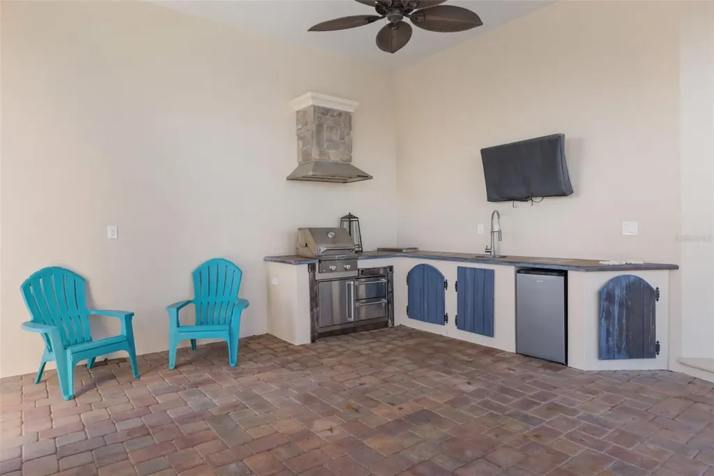 2235 N Kings Cove Point Crystal River FL 34429