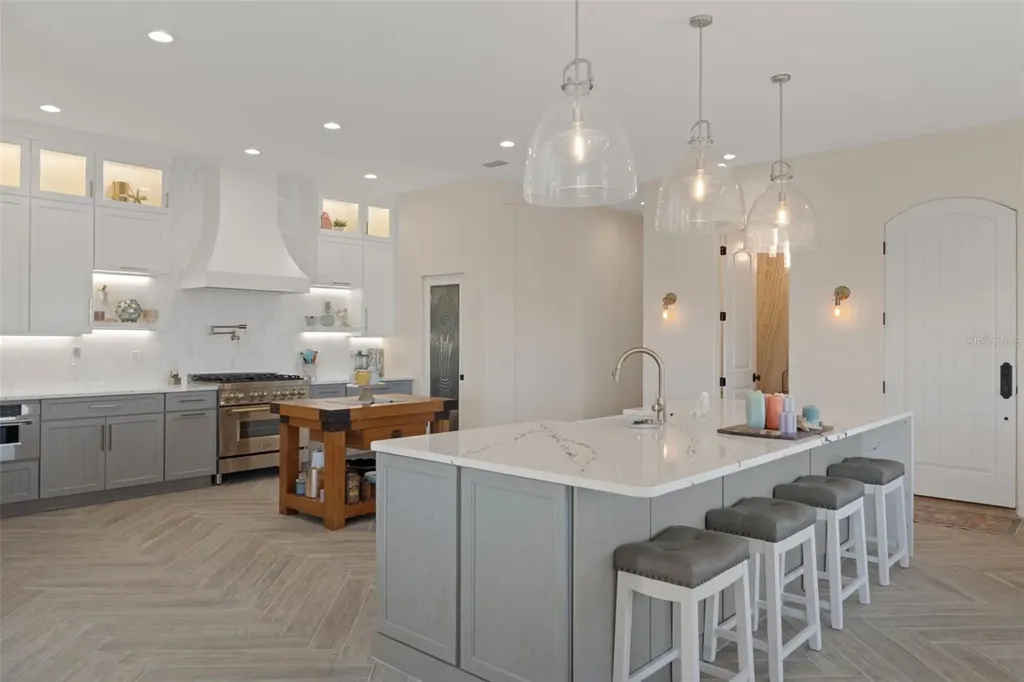 2235 N Kings Cove Point Crystal River FL 34429