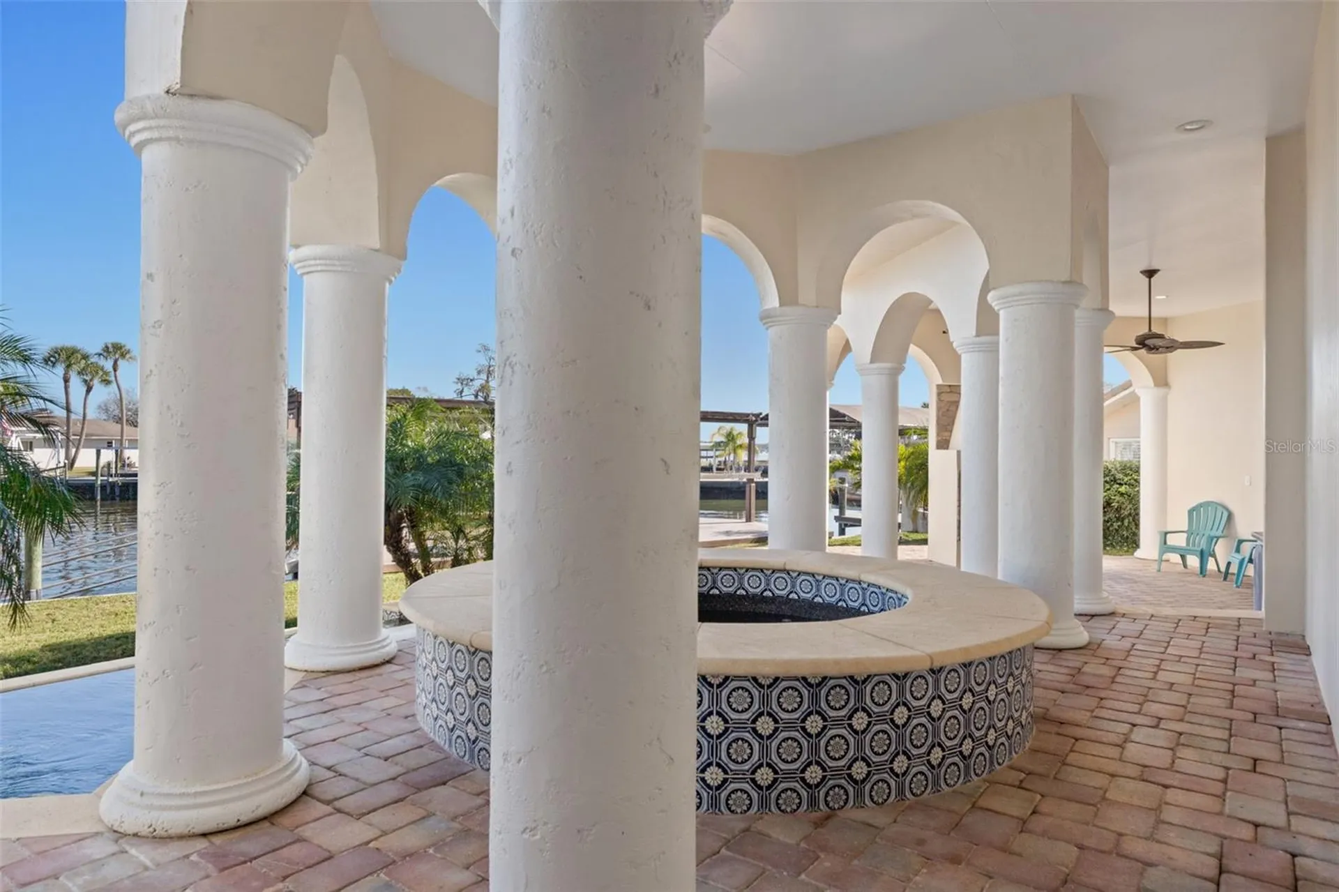 2235 N Kings Cove Point Crystal River FL 34429