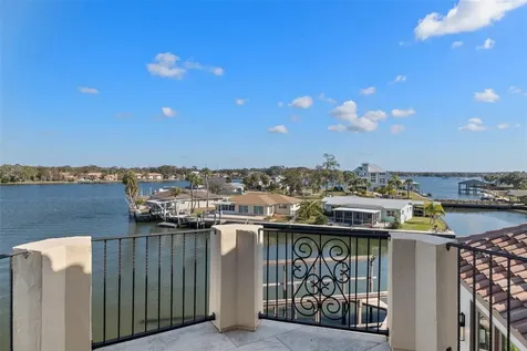 2235 N Kings Cove Point Crystal River FL 34429