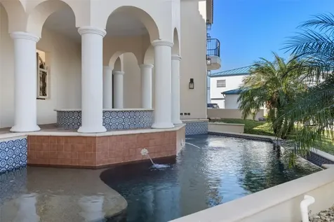 2235 N Kings Cove Point Crystal River FL 34429