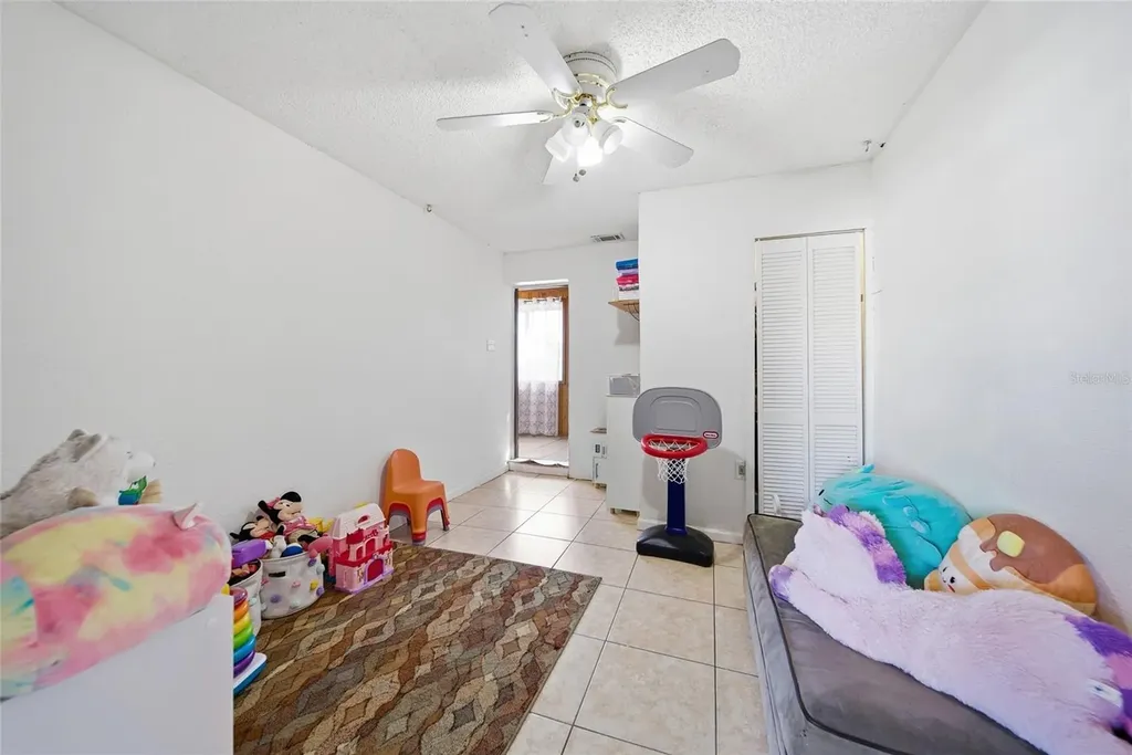 5080 70th Avenue N Pinellas Park FL 33781