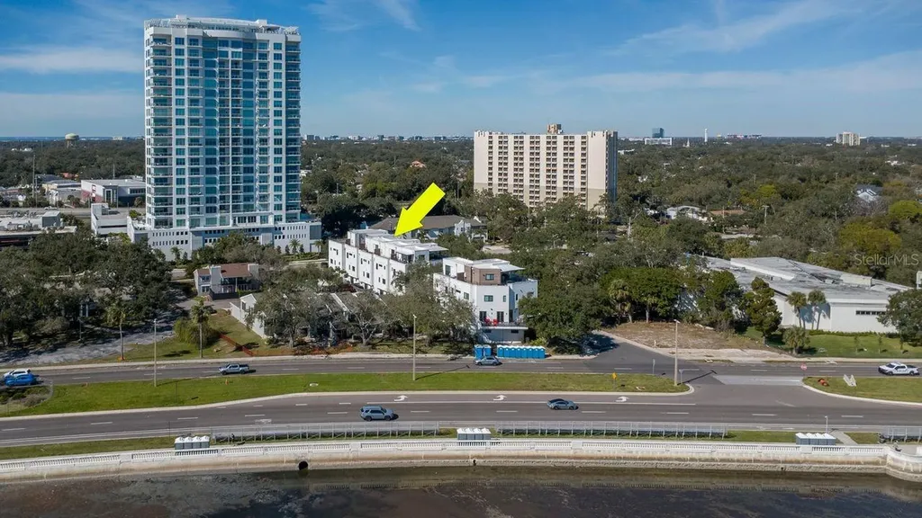 2810 W Barcelona Street Tampa FL 33629