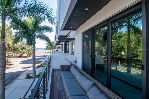 2810 W Barcelona Street Tampa FL 33629