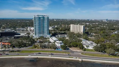 2810 W Barcelona Street Tampa FL 33629