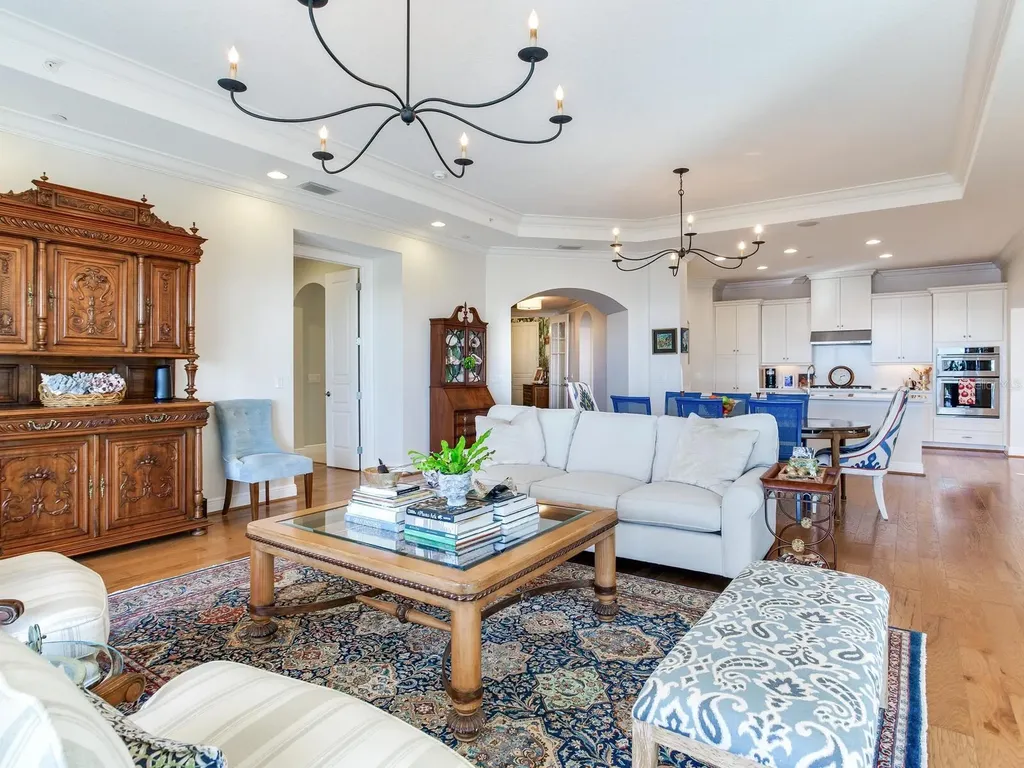 5707 Yeats Manor Drive Tampa FL 33616