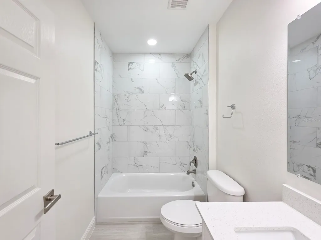 1355 9th Avenue Deland FL 32724