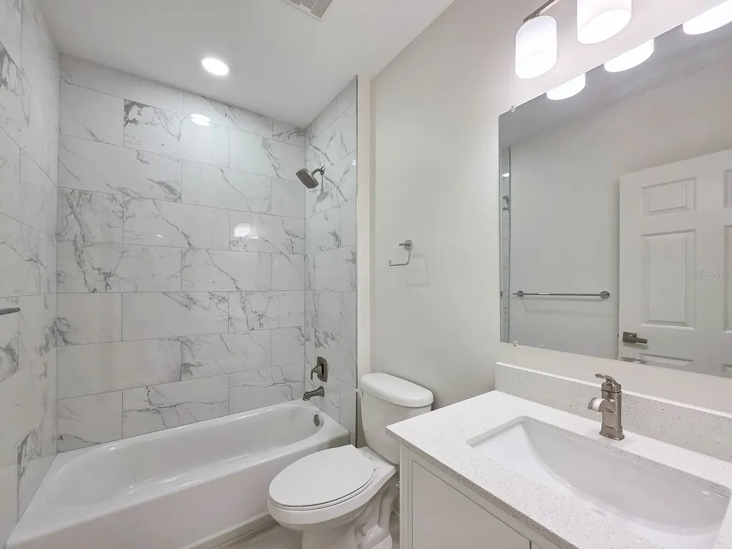 1355 9th Avenue Deland FL 32724