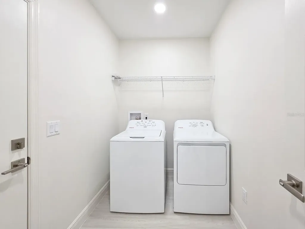 1355 9th Avenue Deland FL 32724