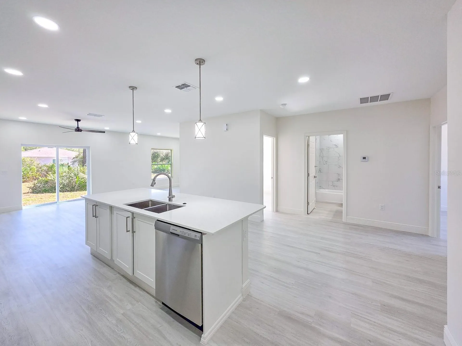 1355 9th Avenue Deland FL 32724