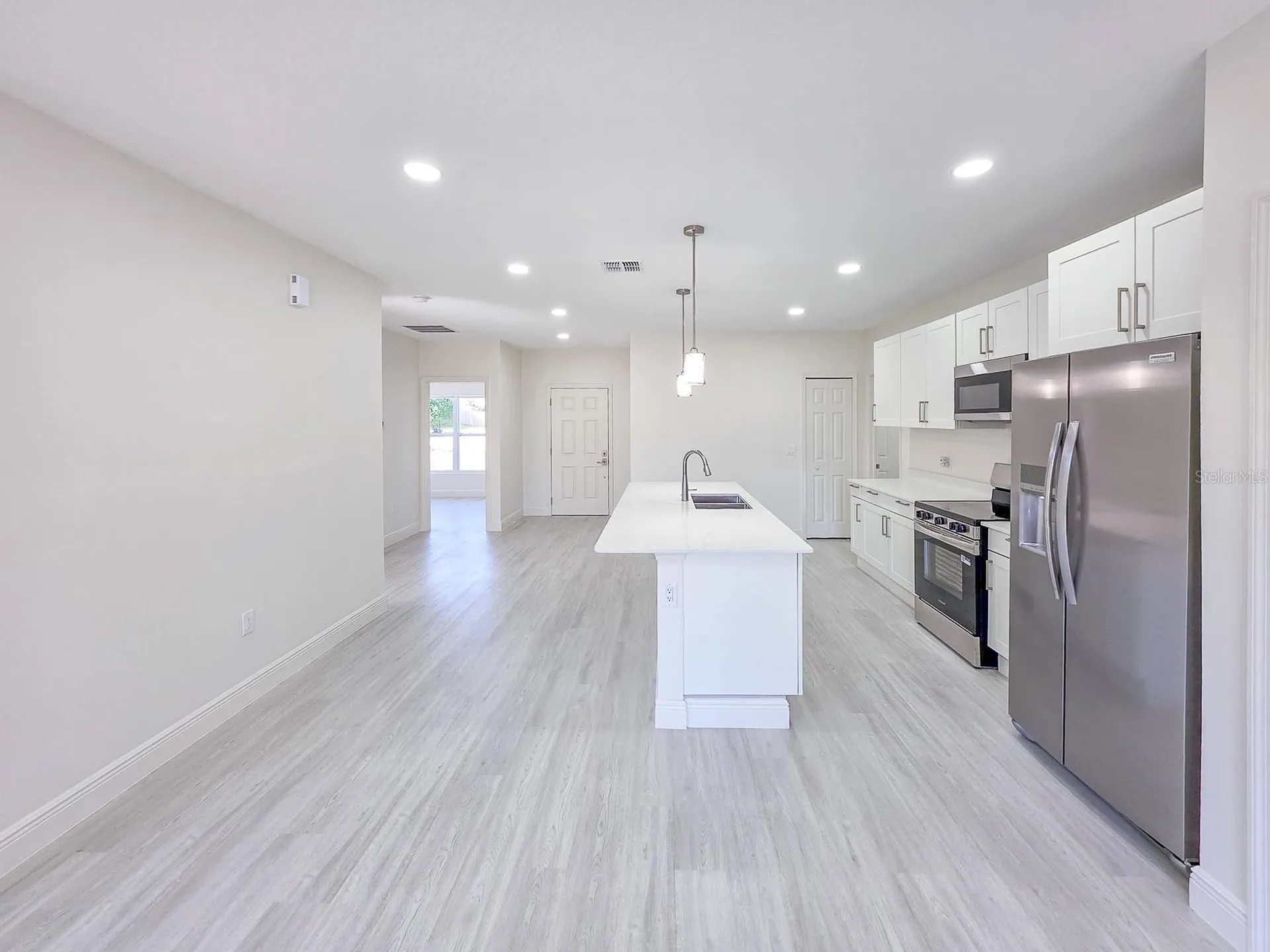 1355 9th Avenue Deland FL 32724