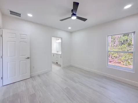 1355 9th Avenue Deland FL 32724