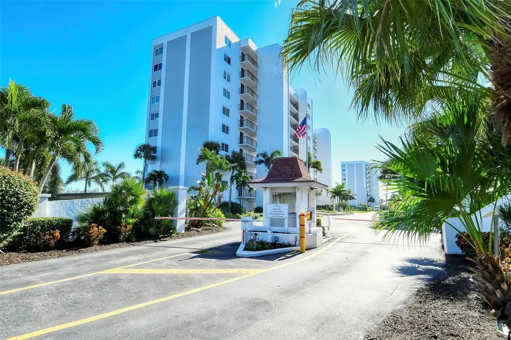 9393 Midnight Pass Road Sarasota FL 34242