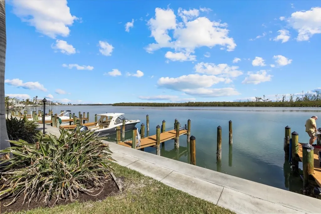 9393 Midnight Pass Road Sarasota FL 34242