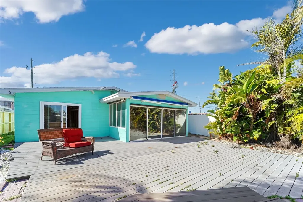 14555 N Bayshore Drive Madeira Beach FL 33708